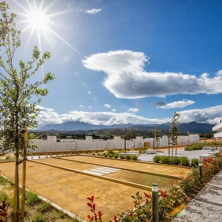 Vivi Homes - Sunshine Apartment Estepona