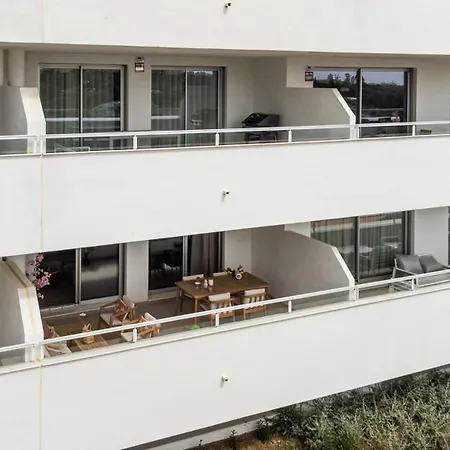 Vivi Homes - Sunshine Apartment Estepona