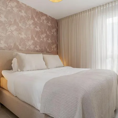 Vivi Homes - Casa Di Sunshine Apartman *