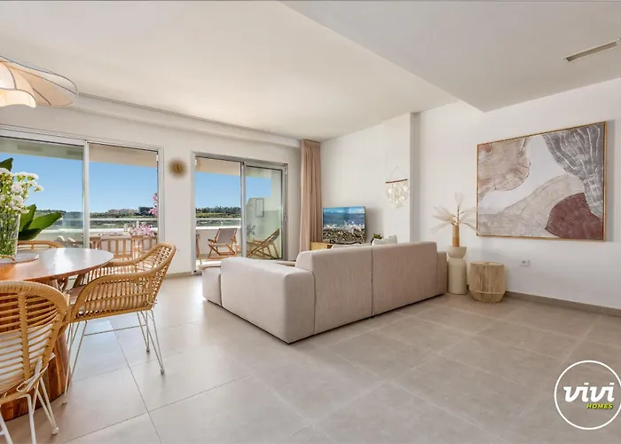 Vivi Homes - Casa Di Sunshine * Estepona